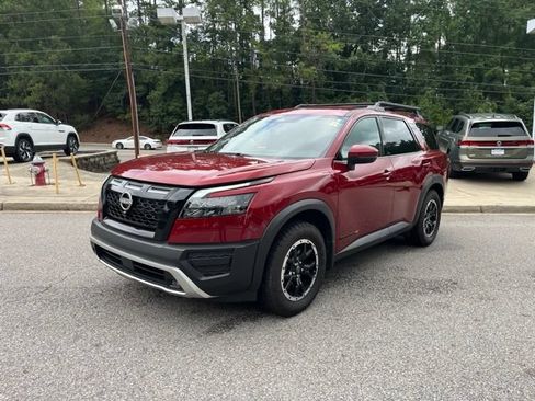 Used 2025 Nissan Pathfinder Rock Creek AWD/4WD image 37