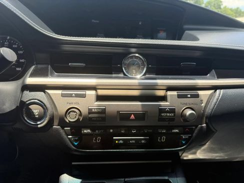 Used 2015 Lexus ES 350 FWD image 34