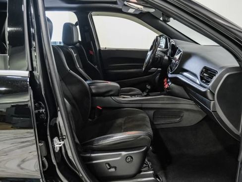 Used 2022 Dodge Durango SRT w/ Technology Group AWD/4WD image 29