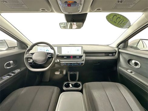 Used 2022 Hyundai Ioniq 5 SE image 3
