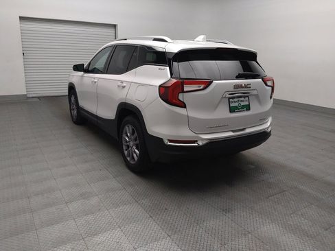 Used 2022 GMC Terrain SLT w/ Tech Package AWD/4WD image 5