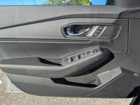 Used 2025 Honda Accord Sport image 10