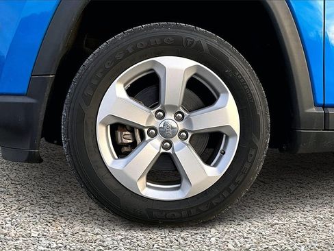 Used 2018 Jeep Compass Latitude w/ Popular Equipment Group image 9