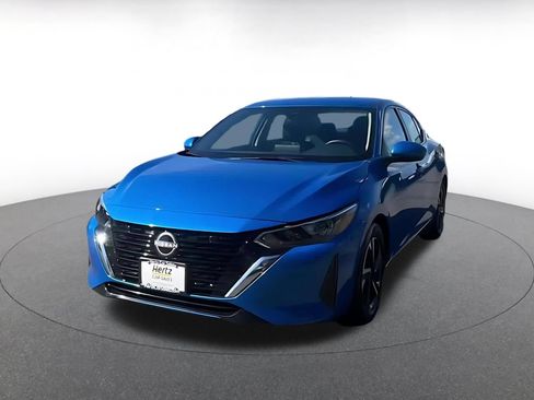 Used 2025 Nissan Sentra SV FWD image 7