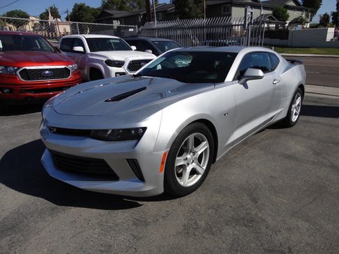 Used 2016 Chevrolet Camaro LT image 4