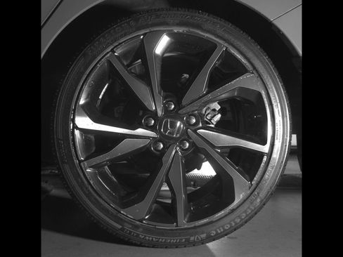 Used 2020 Honda Civic Sport image 11