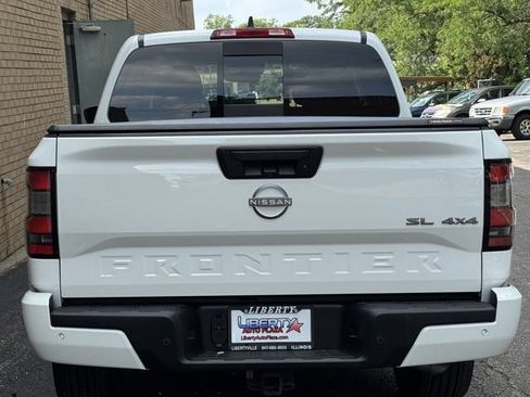 Used 2024 Nissan Frontier SL w/ Technology Package AWD/4WD image 18