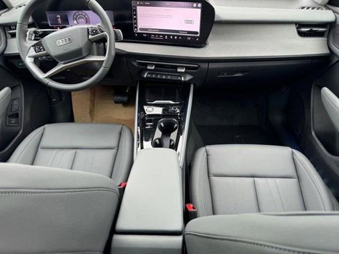 New 2026 Audi Q3 quattro 2.0T AWD/4WD image 14