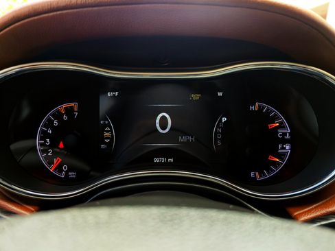 Used 2015 Jeep Grand Cherokee Summit w/ Platinum Series Group image 18