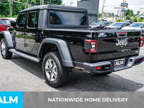 Used 2022 Jeep Gladiator Overland w/ LED Lighting Group AWD/4WD image 4