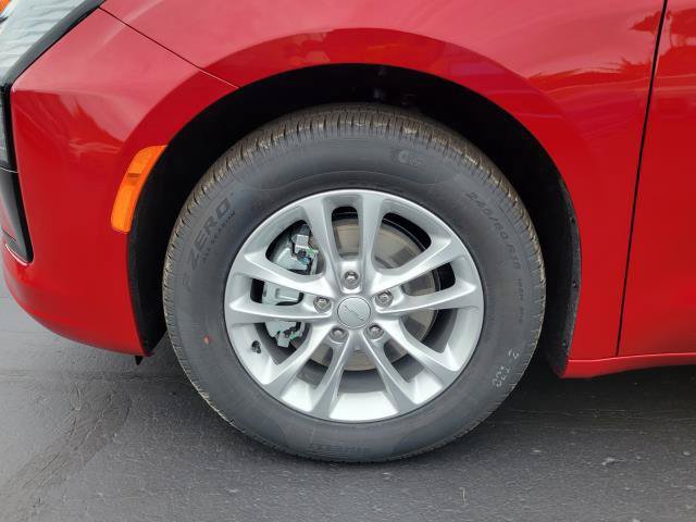 New 2027 Chrysler Pacifica Select FWD image 27