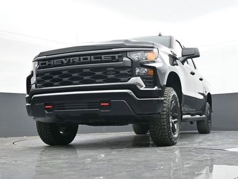 New 2026 Chevrolet Silverado 1500 Custom Trail Boss w/ LPO, Dark Essentials Package image 49