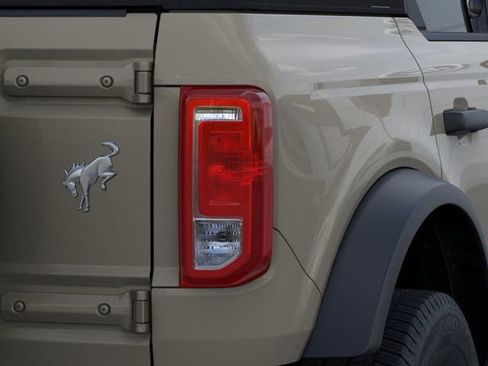 New 2025 Ford Bronco 4-Door AWD/4WD image 23
