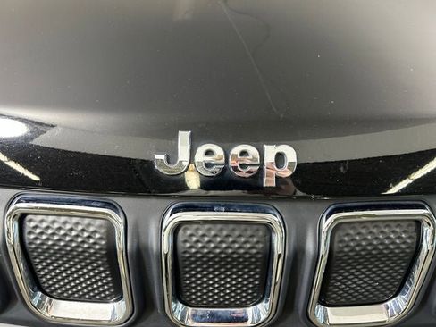 Used 2022 Jeep Compass Latitude AWD/4WD image 10