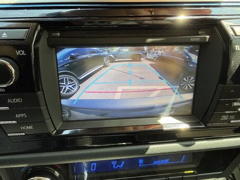 Used 2015 Toyota Corolla S FWD image 23
