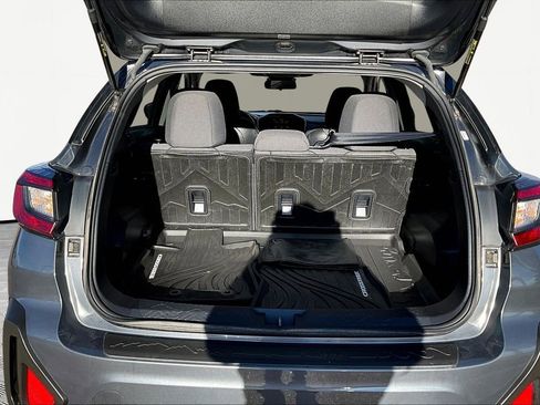 Used 2024 Subaru Crosstrek 2.0i Premium image 30