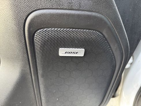 Used 2022 GMC Sierra 2500 AT4 w/ AT4 Preferred Package image 5