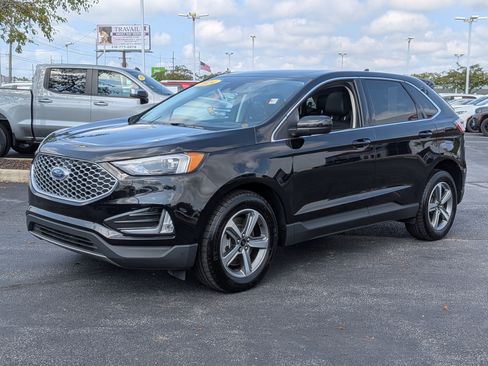 Used 2024 Ford Edge SEL w/ Convenience Package AWD/4WD image 4