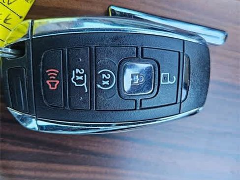 Used 2019 Lincoln Navigator L Reserve image 37