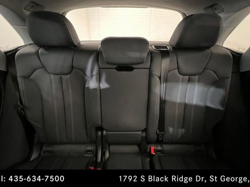 Used 2023 Audi Q5 2.0T Prestige image 25