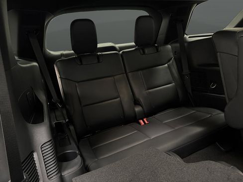 Used 2025 Ford Explorer ST-Line w/ Premium Package image 35