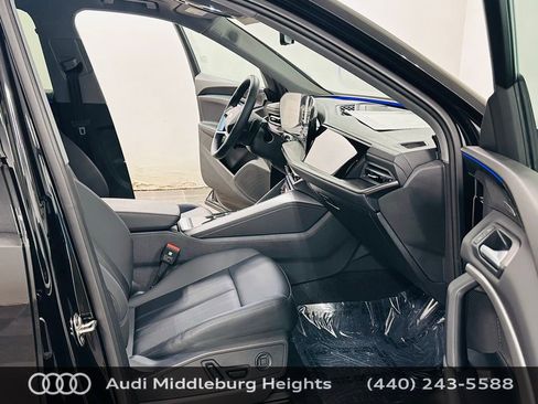 Certified 2025 Audi Q5 Premium w/ Premium Plus AWD/4WD image 8