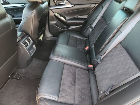 Used 2023 Nissan Maxima SR image 33