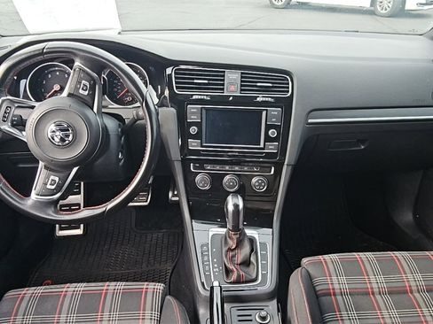 Used 2020 Volkswagen GTI S image 8