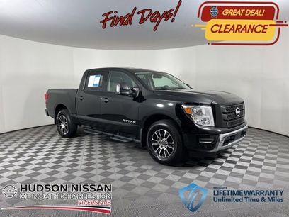 Used 2024 Nissan Titan SV w/ SV Convenience Package