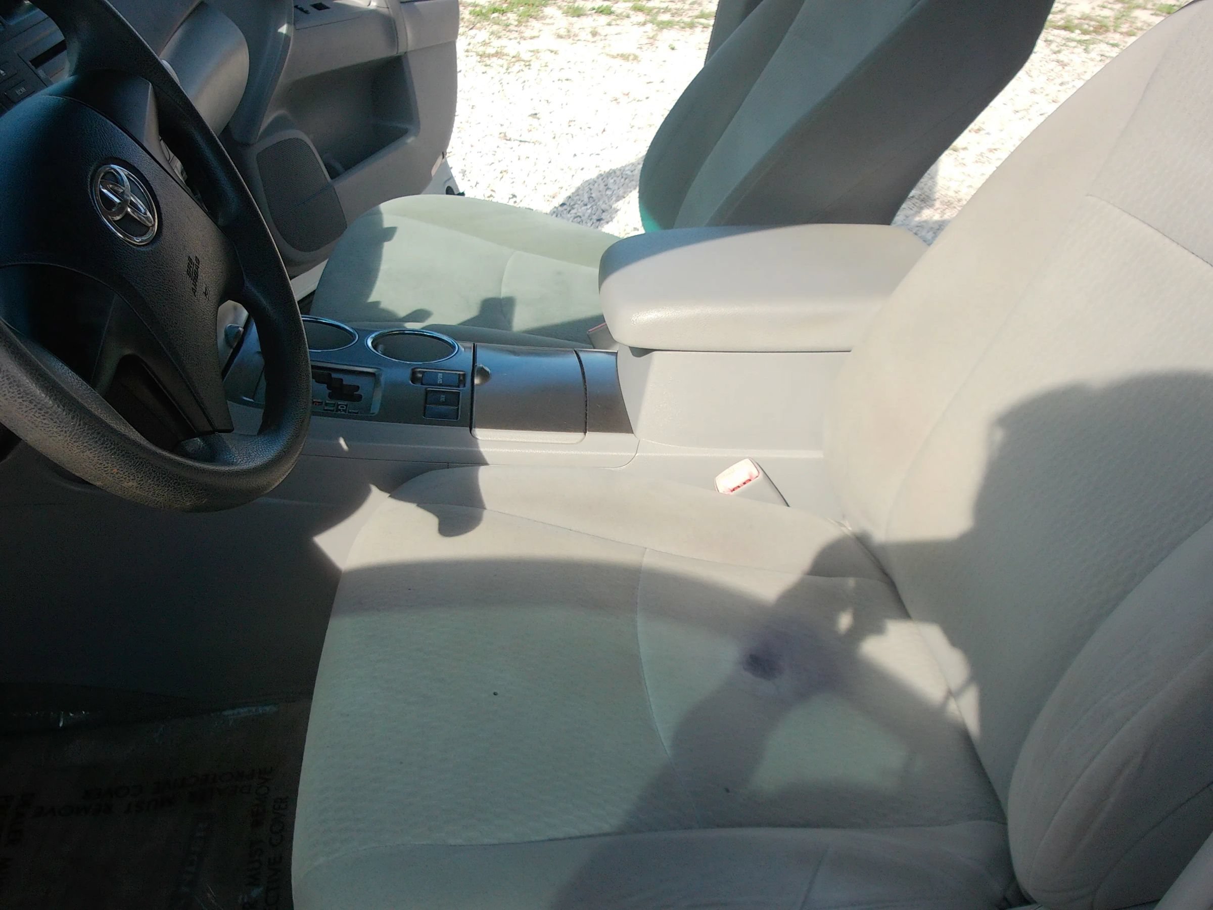 Used 2010 Toyota Highlander 2WD w/ 3rd Row Seat Pkg image 12