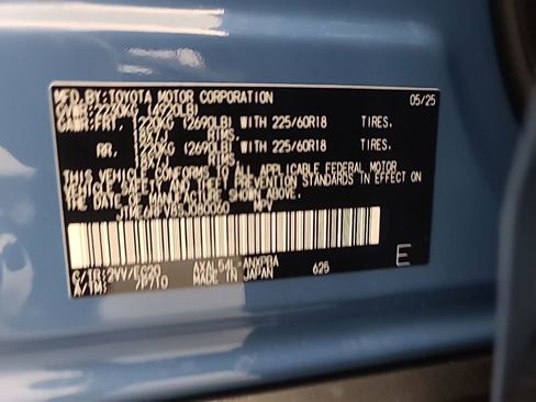 Used 2025 Toyota RAV4 XSE w/ Advanced Technology Package AWD/4WD image 43