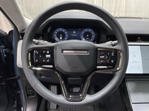 Used 2025 Land Rover Range Rover Evoque S AWD/4WD image 11