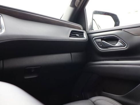 Used 2022 Chevrolet Tahoe Z71 w/ Luxury Package image 48