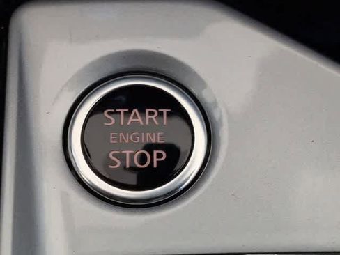 Used 2024 Nissan Altima 2.5 SV image 37