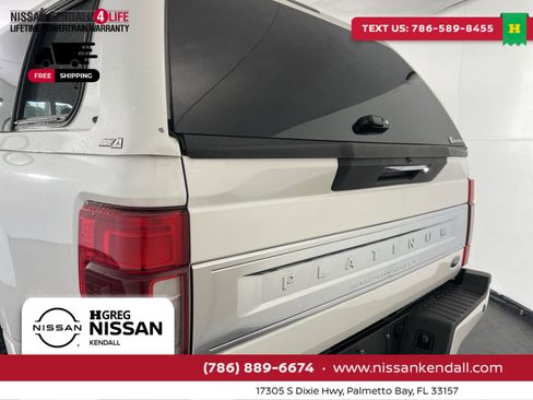 Used 2022 Ford F350 Platinum w/ FX4 Off-Road Package image 30