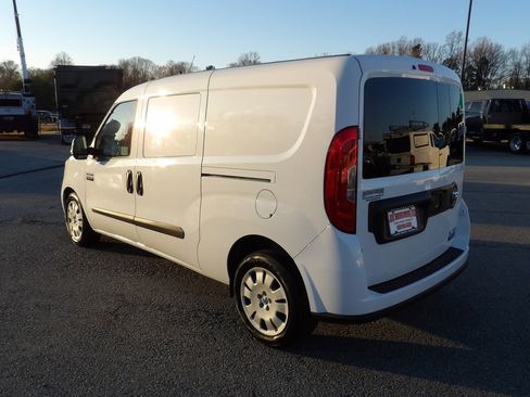 Used 2021 RAM ProMaster City Tradesman SLT image 4