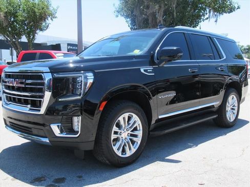 Used 2022 GMC Yukon SLT w/ SLT Luxury Package RWD image 3