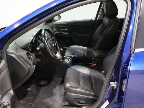 Used 2012 Chevrolet Cruze LT w/ RS Package image 9
