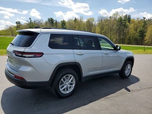 Used 2023 Jeep Grand Cherokee L Laredo w/ Luxury Tech Group I AWD/4WD image 5