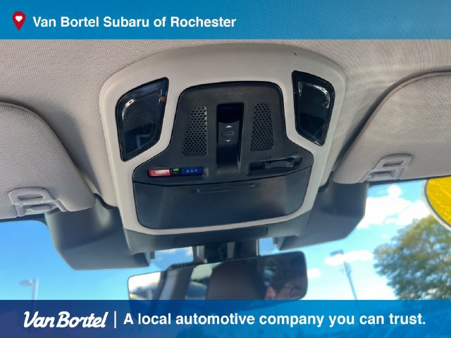 Certified 2025 Subaru Outback Touring XT AWD/4WD image 23