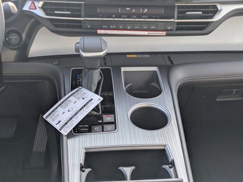 New 2026 Toyota Sienna XLE FWD image 22