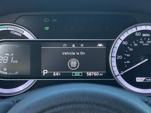 Certified 2022 Kia Niro LXS image 29