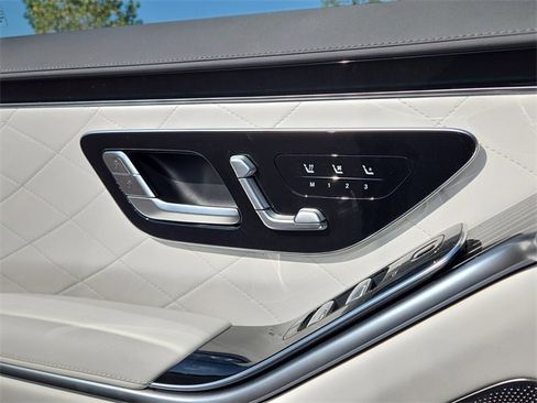 New 2025 Mercedes-Benz S 580 4MATIC Sedan image 22