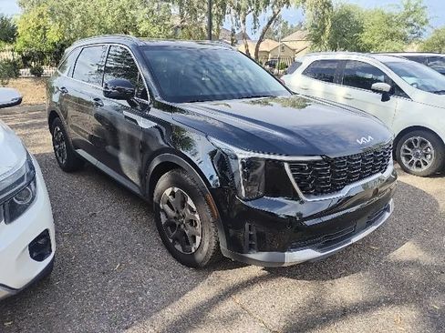 Certified 2025 Kia Sorento S w/ Panoramic Sunroof Package FWD image 29