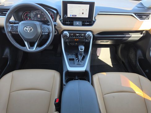 Used 2023 Toyota RAV4 XLE Premium FWD image 6