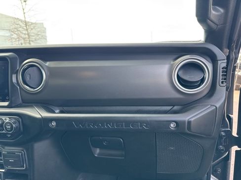 Used 2023 Jeep Wrangler Unlimited Rubicon 4xe w/ Cold Weather Group image 20