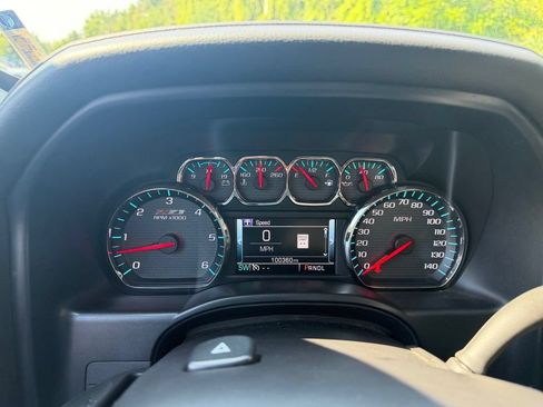 Used 2017 Chevrolet Silverado 1500 LTZ Z71 w/ LTZ Plus Package AWD/4WD image 6