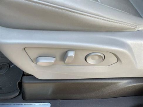 Used 2023 GMC Sierra 1500 SLT w/ SLT Premium Package image 14