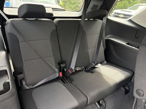 Used 2018 Chevrolet Traverse LT FWD image 30
