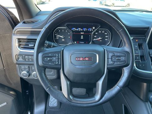 Used 2021 GMC Yukon AT4 image 16